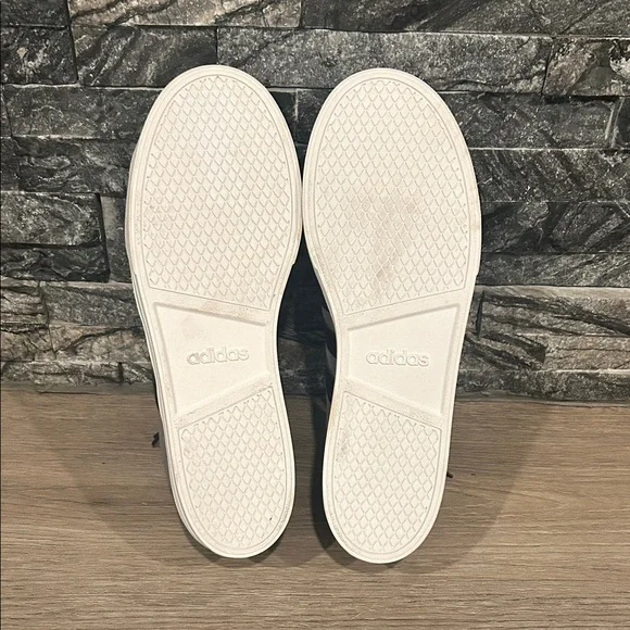 NWOT Adidas Men's Ortholite Float Black and Gray Sneakers - Picture 4 of 6